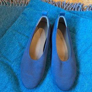 Everlane day glove ballet shoes size 9